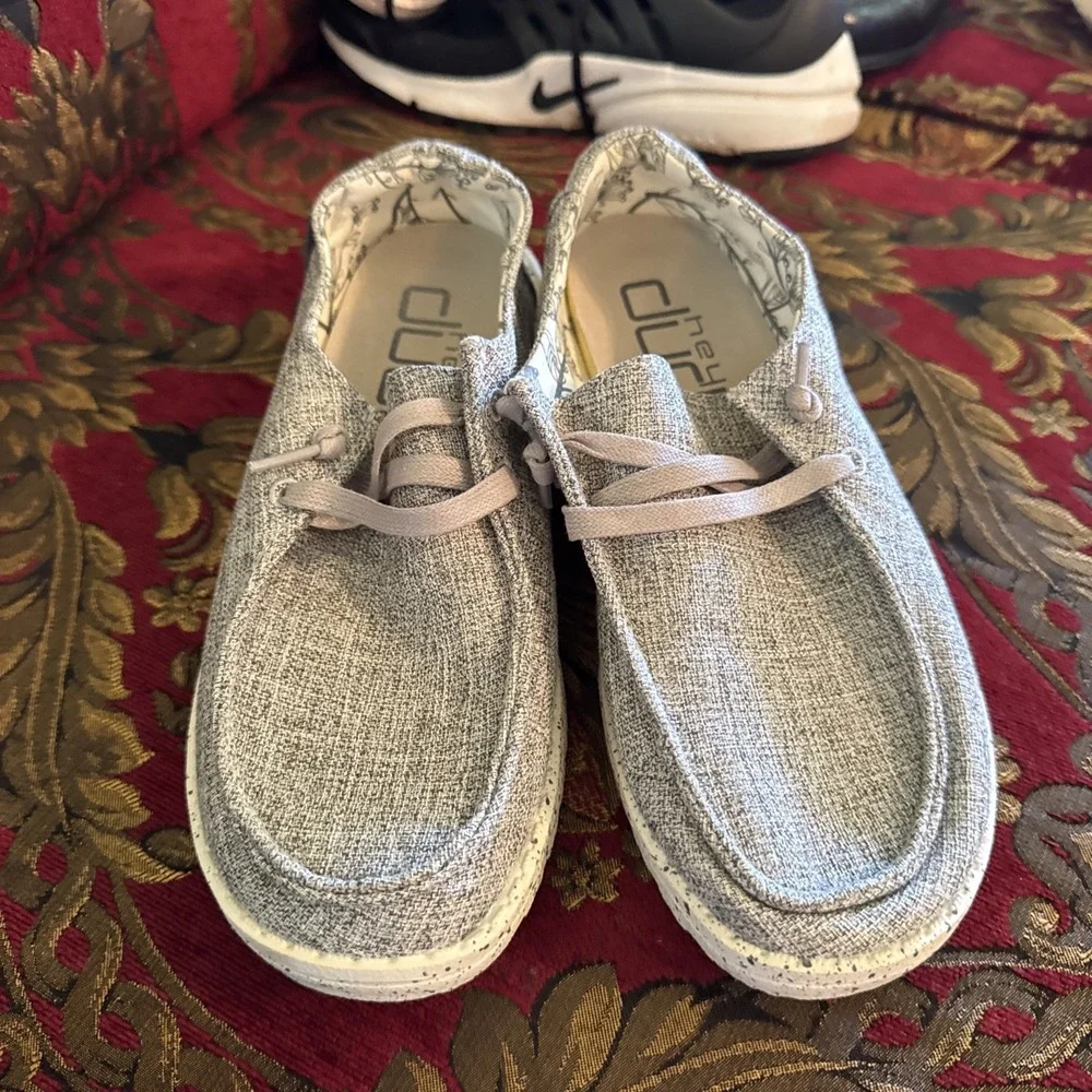 Hey Dude Shoes Womens 6 Gray Wendy Slip On Linen Comfort Casual Low Top Lace Up